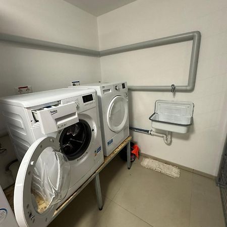 אהינגן Neues Apartment Ehingen מראה חיצוני תמונה