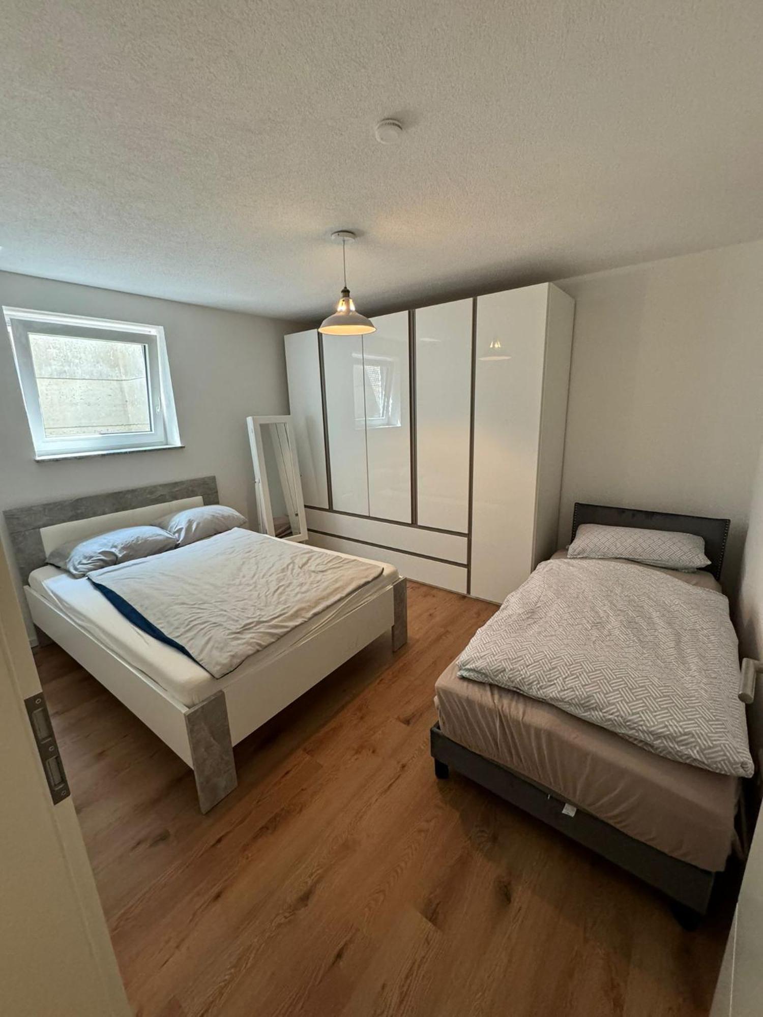 אהינגן Neues Apartment Ehingen מראה חיצוני תמונה